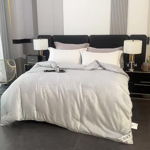 91家纺网 家纺一手货源 找家纺 恒鑫家纺 2023新款提花蚕丝被春秋被保暖被子被芯冬被子母被 高级灰