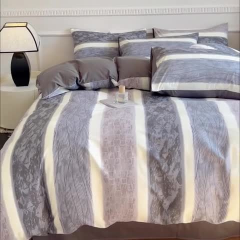 91家纺网 家纺一手货源 找家纺 金丝鸟 2023秋冬新品全棉简约条格小清新四件套 经年