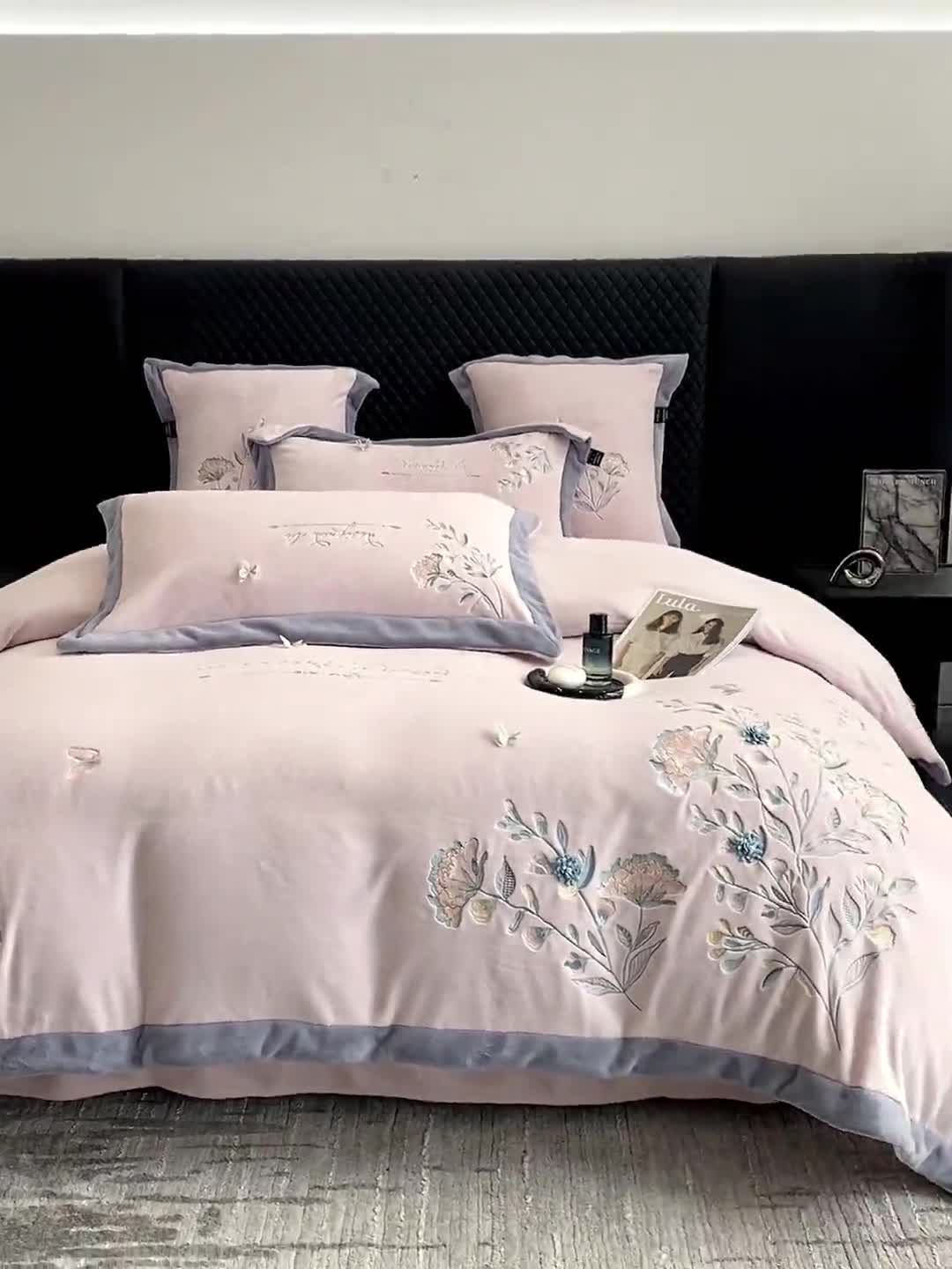 91家纺网 家纺一手货源 找家纺 (总) 品家居 2025新款牛奶绒绣花四件套-蝶舞恋花