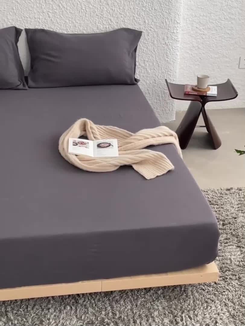 91家纺网 家纺一手货源 找家纺 安莱生活 2024新款绉纱美拉德色纯色单品床笠 黑巧