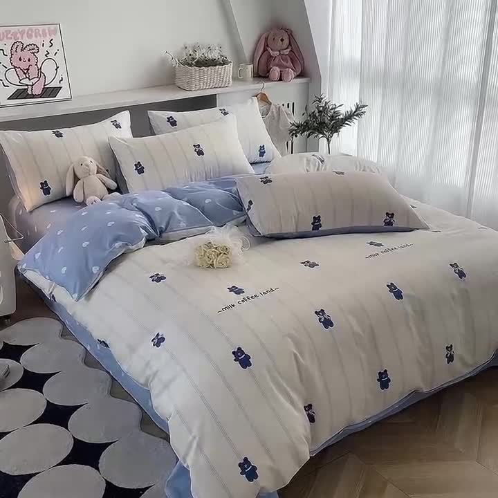 91家纺网 家纺一手货源 找家纺 简宜家居 2025新款40支13070纯棉卡通系列四件套 蓝色萌熊